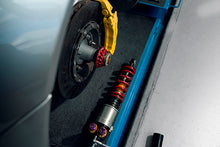 Load image into Gallery viewer, KW 04-05 Porsche Carrera GT Special Edition HLS4 V5 Coilover Kit w/ Red &amp; Blue Springs
