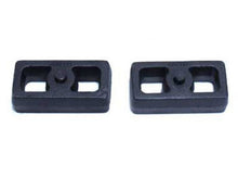 Load image into Gallery viewer, MaxTrac 02-08 Dodge RAM 1500 2WD 2in Rear Cast Iron Lift Blocks